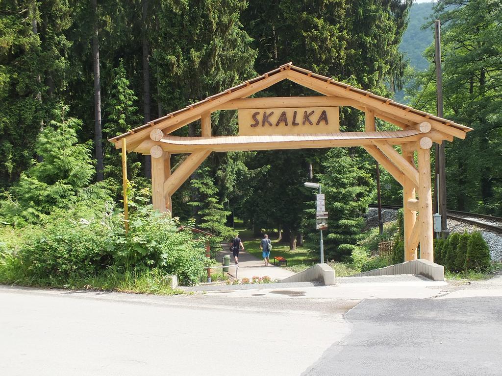 Hotel Skalka 劳耶克特普利采 外观 照片